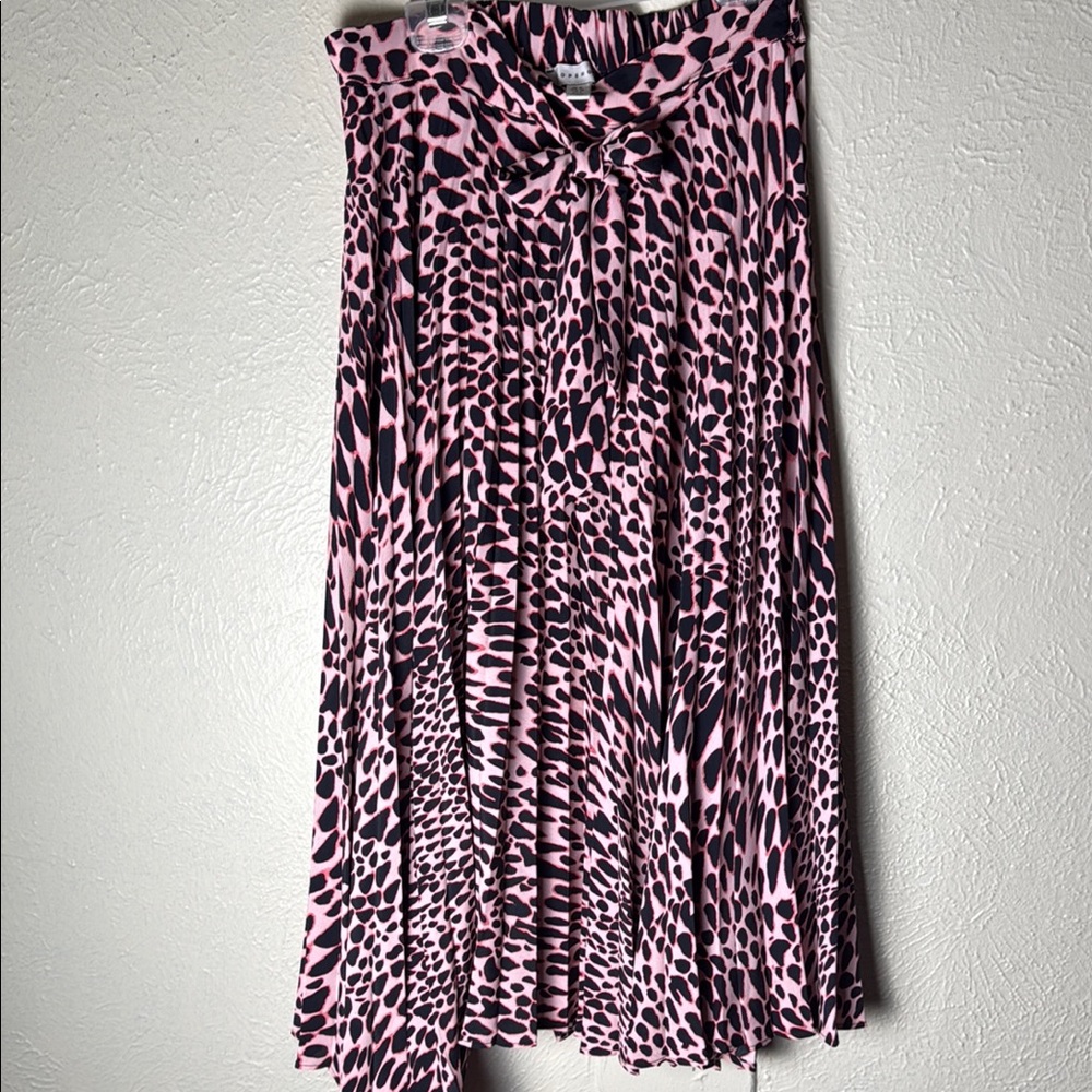 Topshop Pink and Black Patterned Skirt